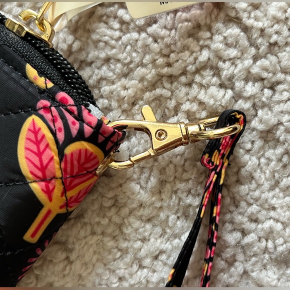 NWT Simply Southern Nylon Quilted Floral Wallet With Wristlet Strap - Black - Picture 6 of 7